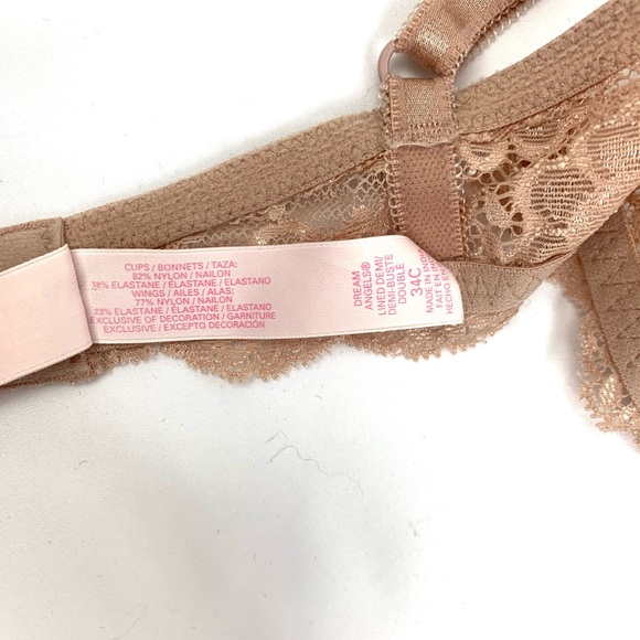 Victoria’s Secret Lace and satin bra - Picture 7 of 9